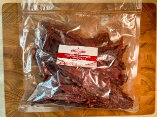 Сырный продукт ФЕРМЕРСКИЙ паутинка с паприкой: Мясо СЛАЙСЫ из МРАМОРНОЙ ГОВЯДИНЫ с/к (0,5 кг)