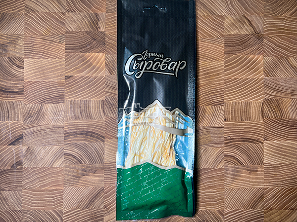 Сыр 60 гр ГОРНЫЙ СЫРОВАР (Паутинка копчёная) в Пушкино